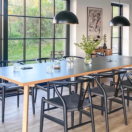 Awesome In With Kitchen 펜션 *
